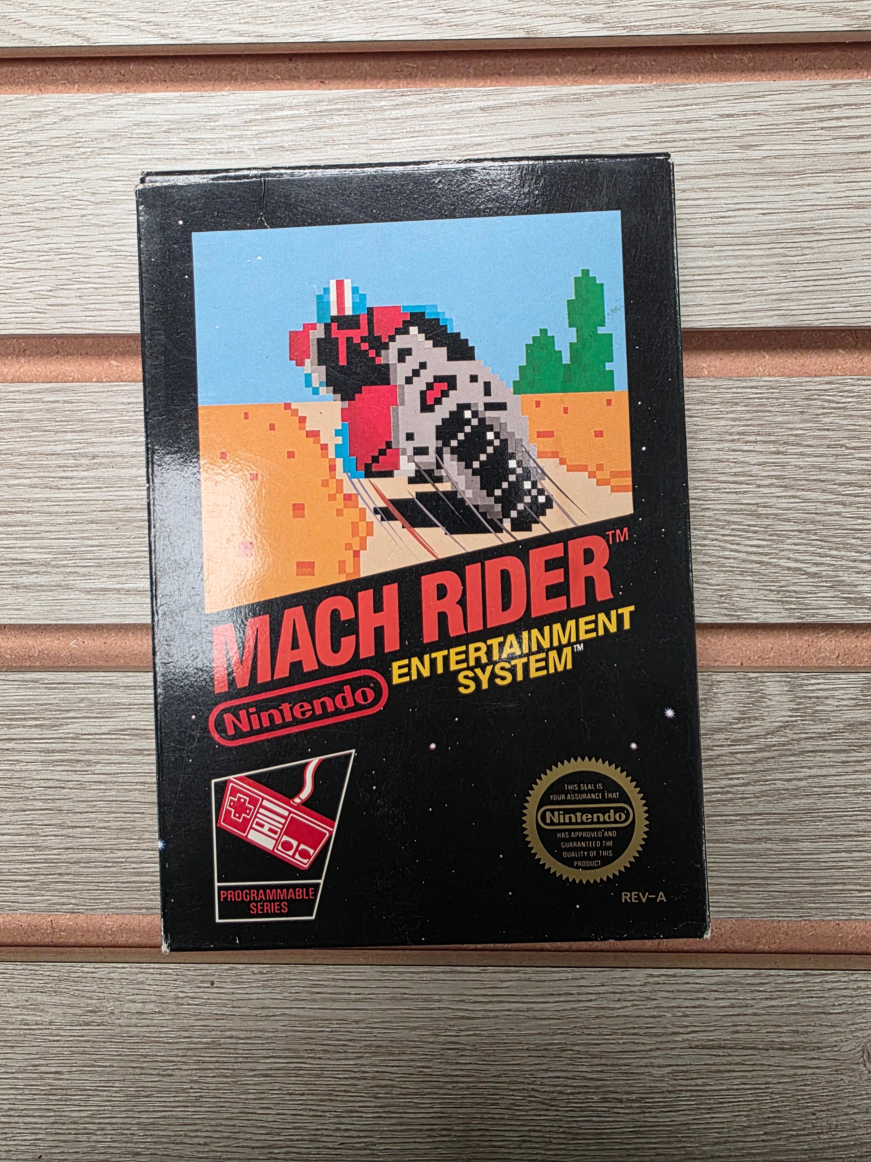 [3-Screw Circle Seal] Mach Rider complete in box nintendo NES
